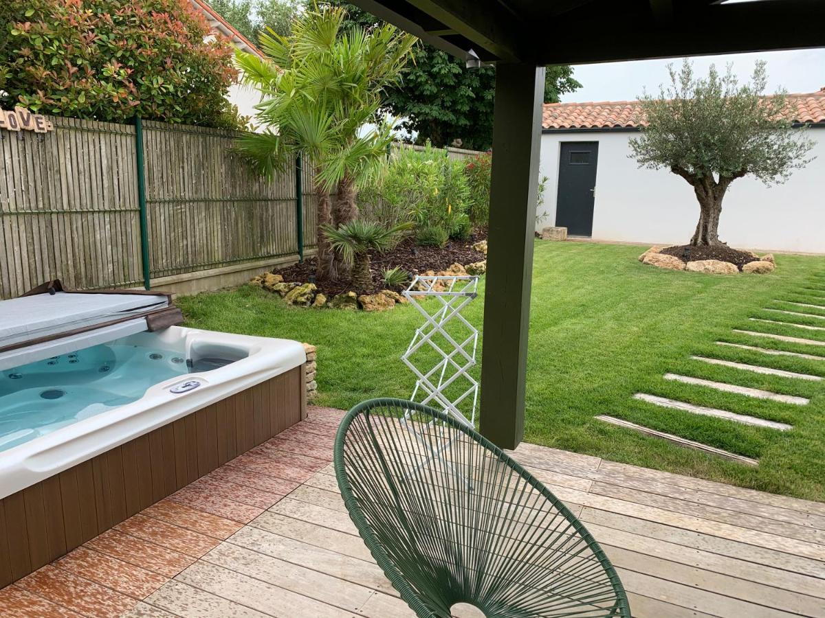 Les Jardins Des Brandes Villa La Rochelle  Exterior foto